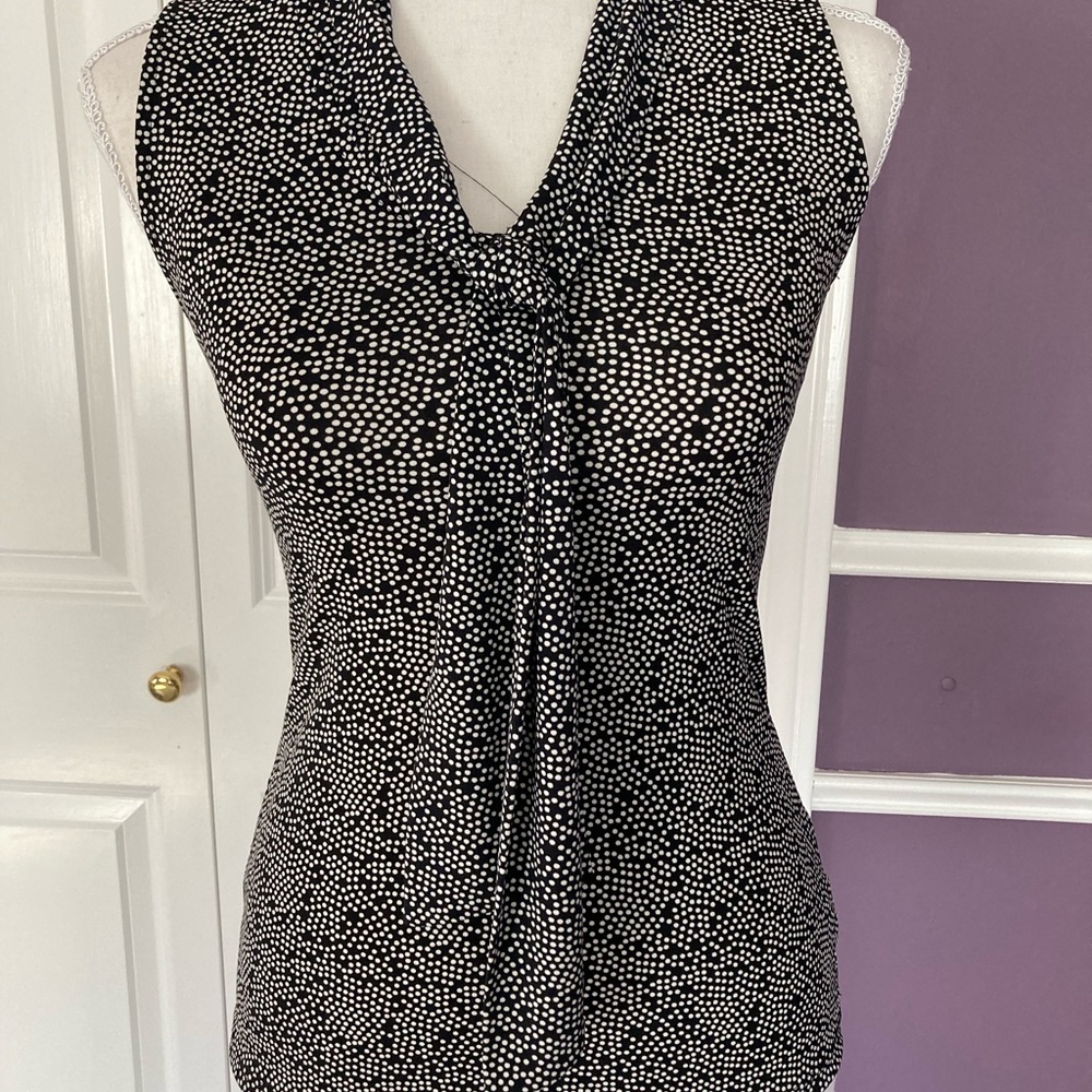 Womens BR black & white dots tank blouse with tie. Size petite XXS. Never worn